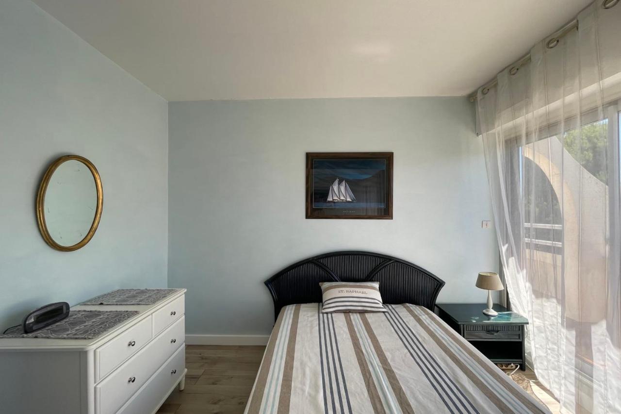 APPARTEMENT VUE MER Port Camargue 4 couchages résidence Le Flamant Le Grau-du-Roi Esterno foto