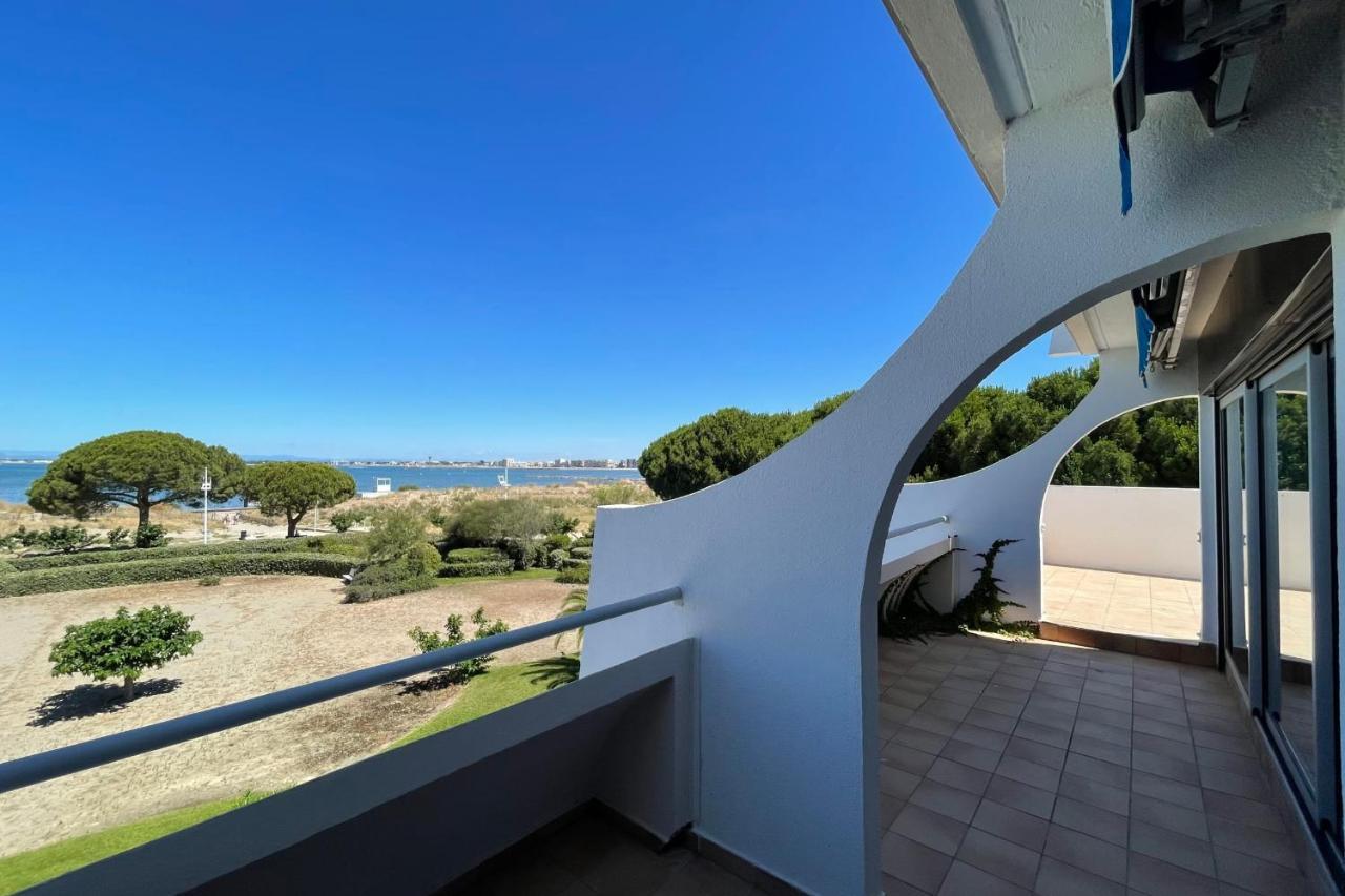 APPARTEMENT VUE MER Port Camargue 4 couchages résidence Le Flamant Le Grau-du-Roi Esterno foto